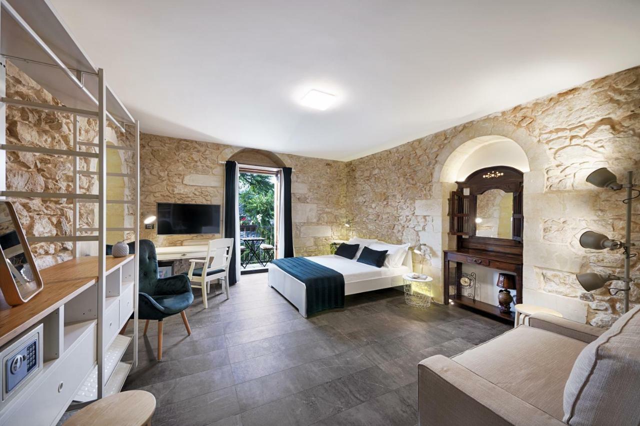 Centosedici Rooms Raguse Extérieur photo